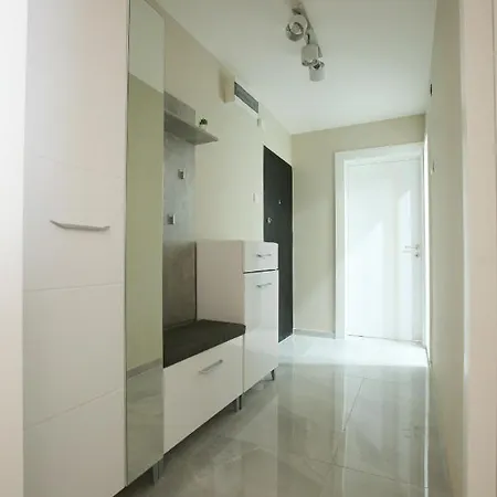 Lazaro Apartment Cacak