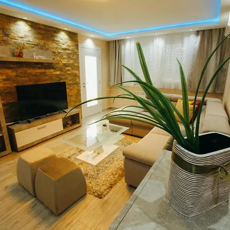 Appartement Lazaro